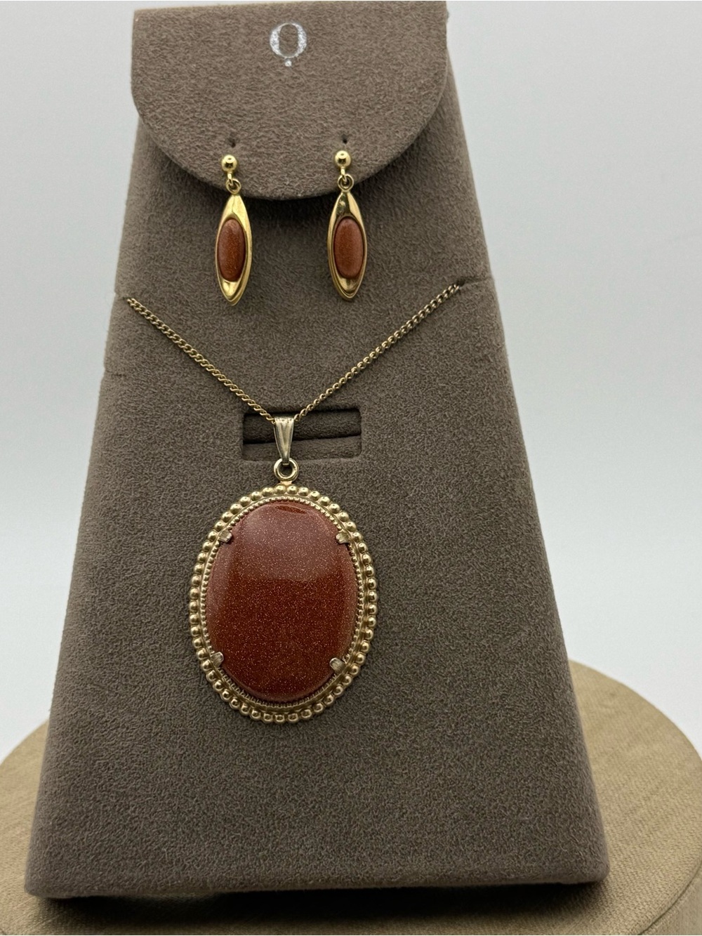 Gold-Tone Red Brown sunStone Pendant Necklace & Earrings Set